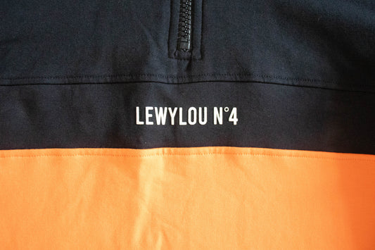 LewyLou NO4 Hoodie zwart met oranje
